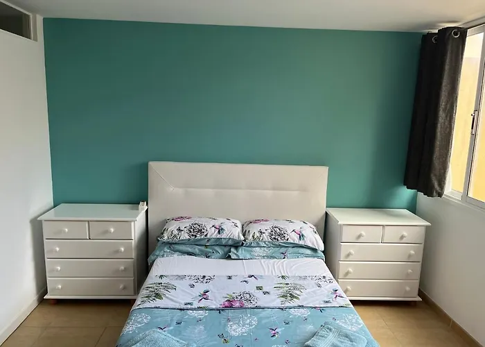 Caleta - Casa Mombassa